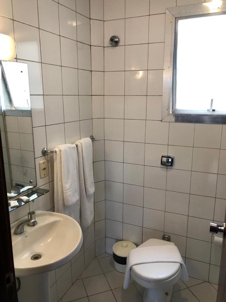 Hotel Estoril 펠로타스 외부 사진