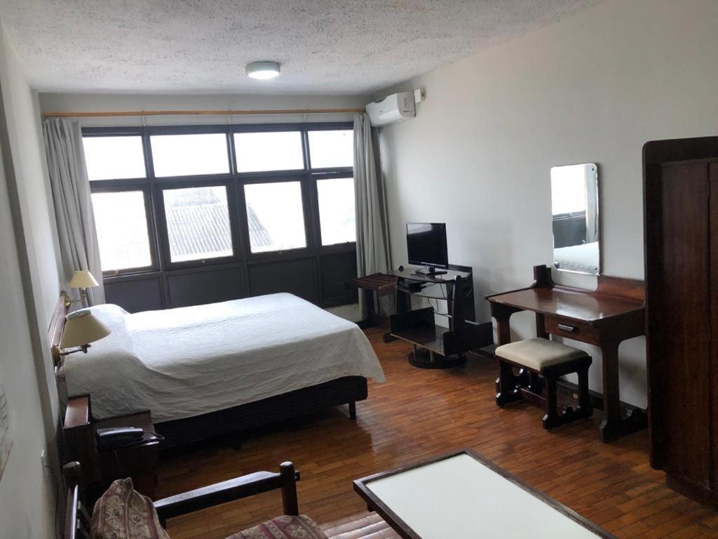Hotel Estoril 펠로타스 외부 사진